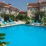 Ozcem Apart Ξενοδοχείο με διαμερίσματα *